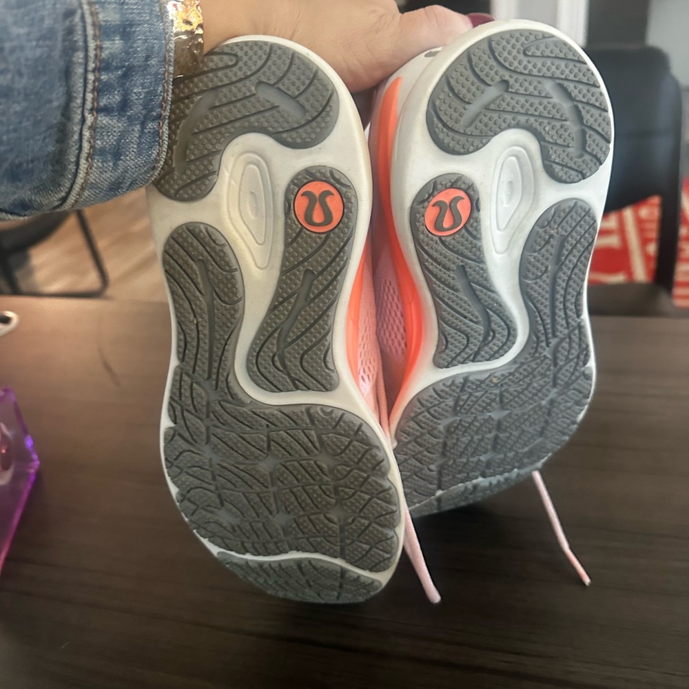lululemon athletica Women  Sneakers - Light Pink and Bright Orange Worn twice - Picture 4 of 6